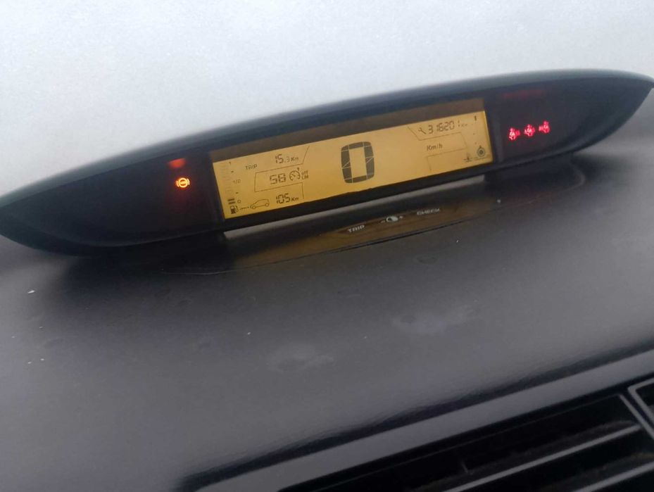 Citroen C4 1.6 HDI 90kc / Ситроен Ц4 1.6 хди НА ЧАСТИ (ЦЯЛ) - СПЕШНО