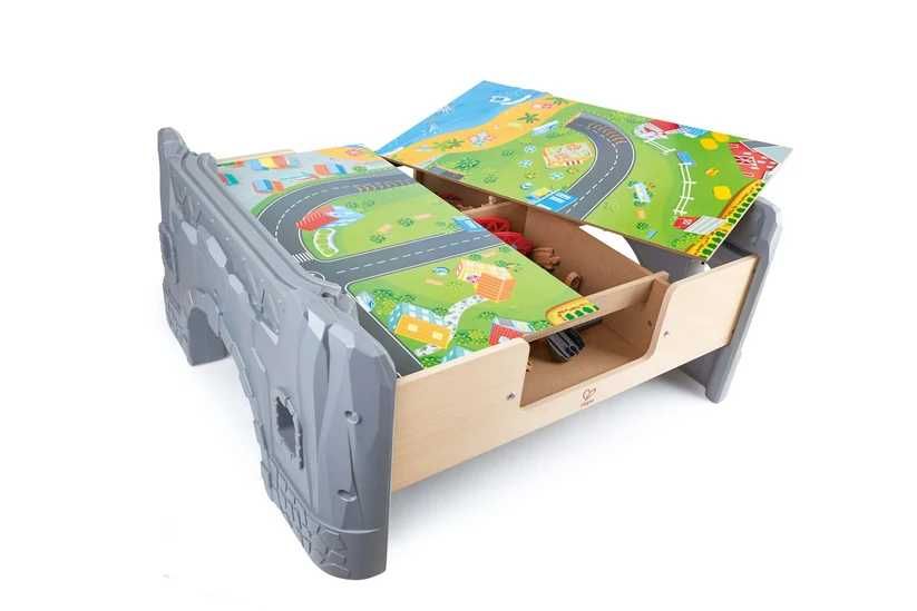 Дървена железница с маса HAPE - 70 части, нова