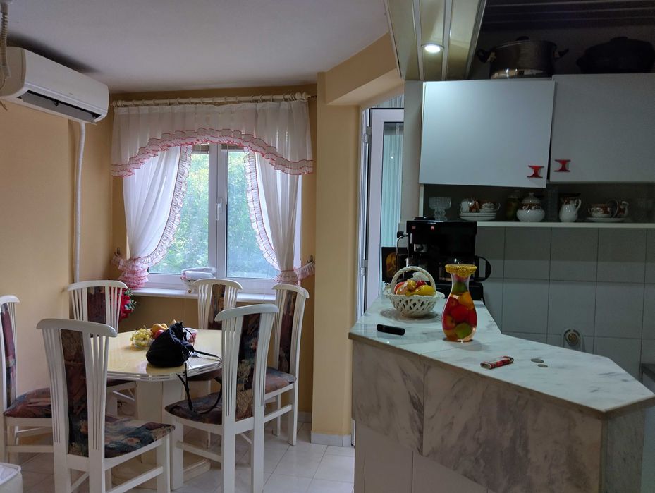 Продава се Тристаен апартамент в Силистра, Център - 87 кв.м за 919 €/кв.м - Снимка #6