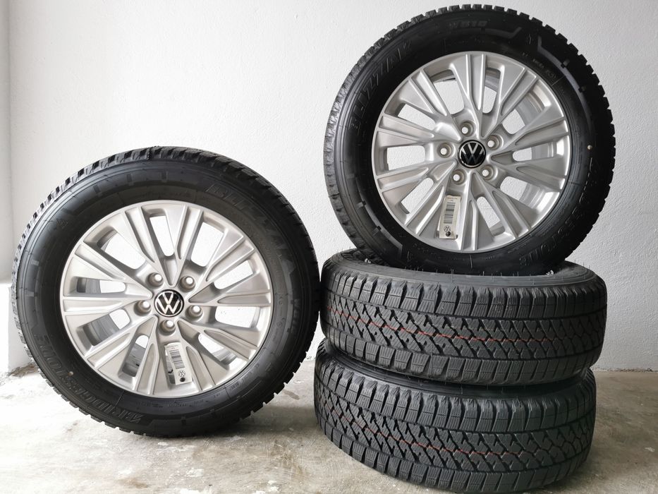 Jante Noi VW T7 T6 T5 anvelope noi Bridgestone 215/60 R17 C Dot 25