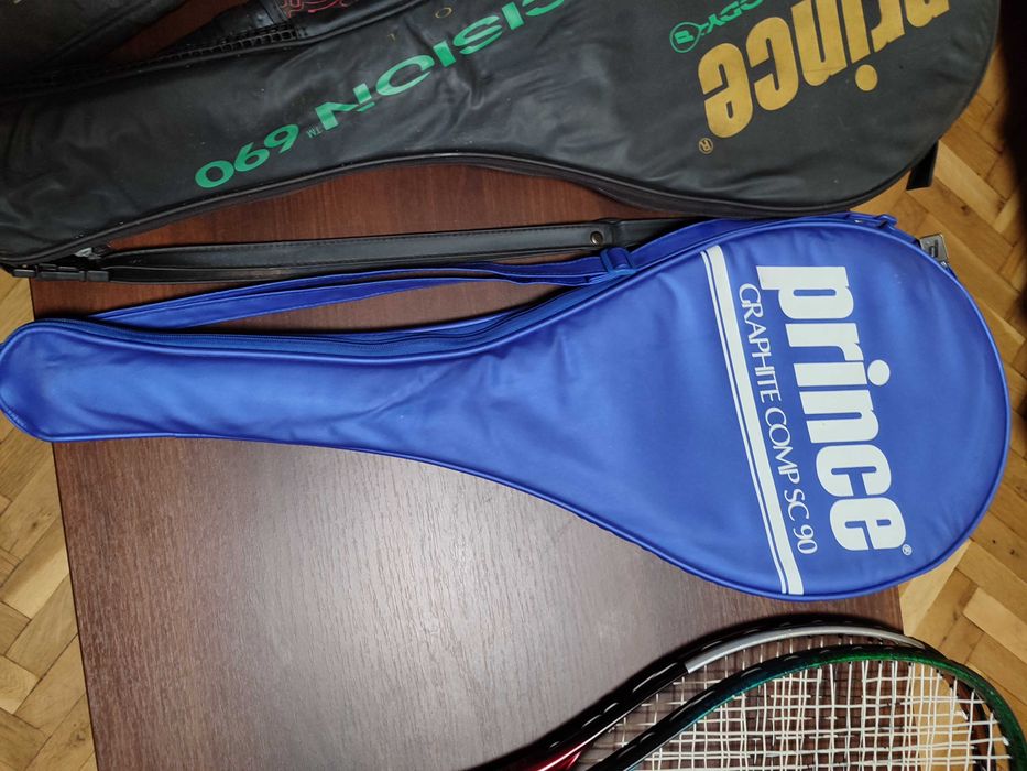 Лот маркови ракети за тенис на корт