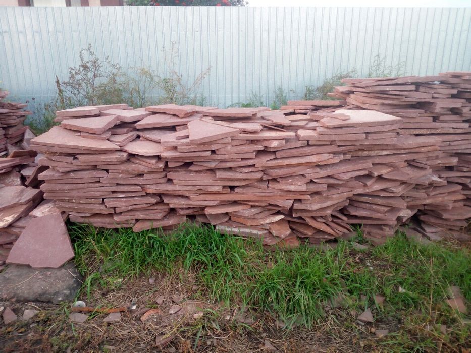 Камень плитняк и бутовый гранит