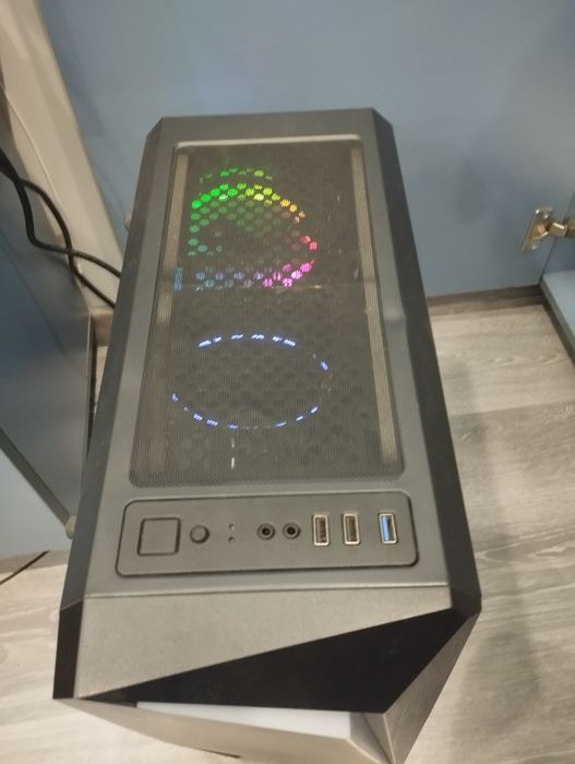 Продам компьютер