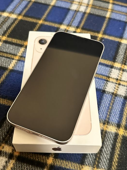 Продам айфон 13 128 гб