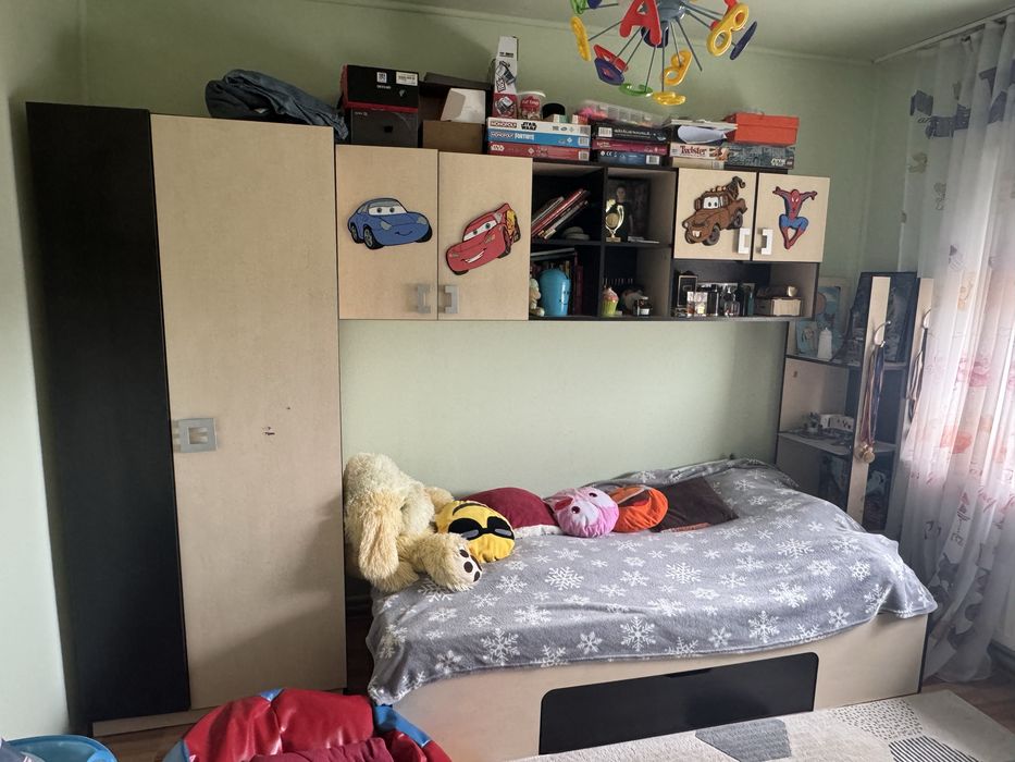 Mobila dormitor copii saltea  noua inclusa in pret