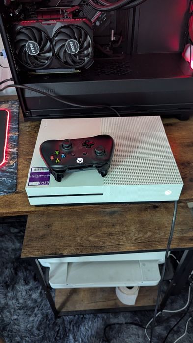 Consolă Xbox One S 500GB Defectă