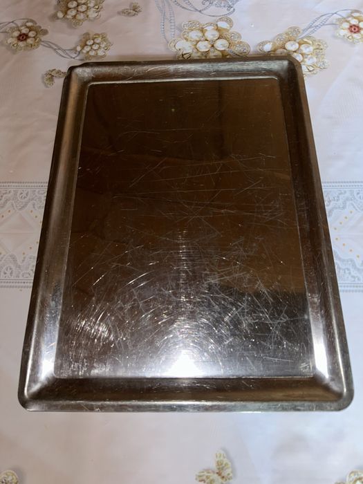 Поднос металлический