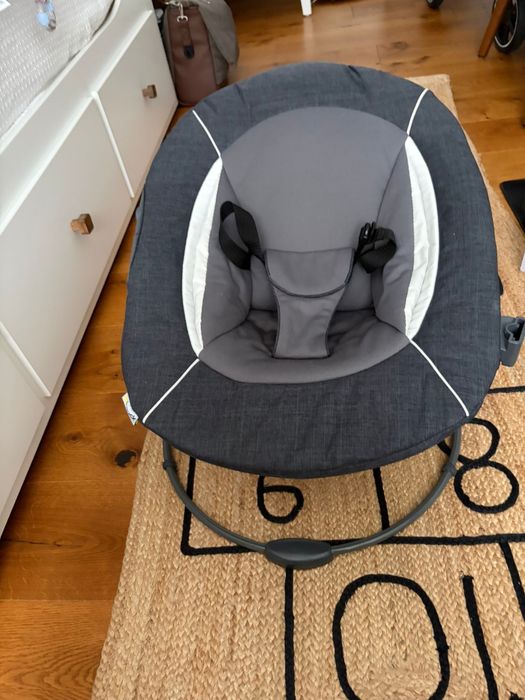 Cand diverse obiecte pentru bebelusi - Camera supraveghere, Leagan