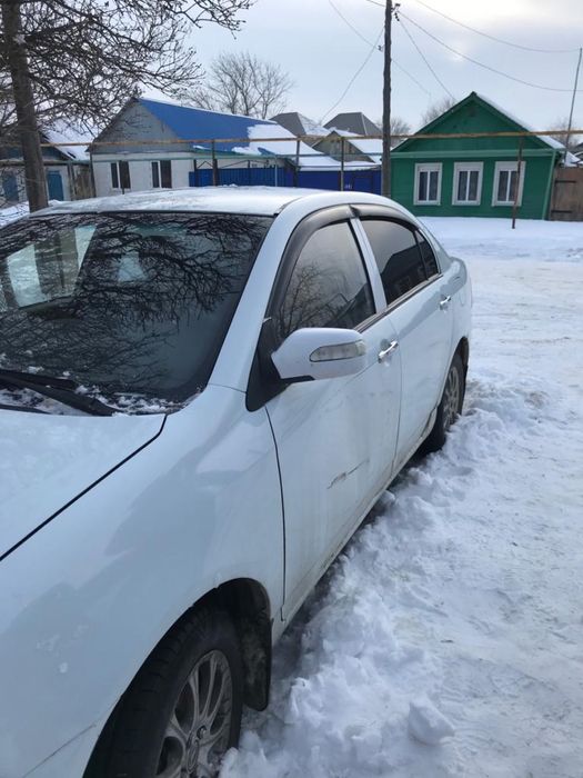 Продам машину лифан солано