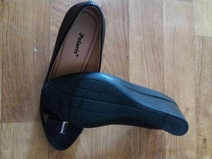 Туфли женские фирма FLO