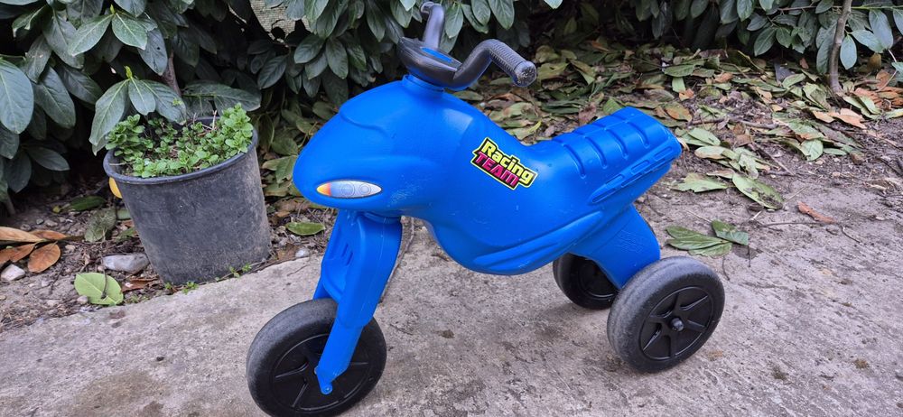 Vand biciclete pentru copii