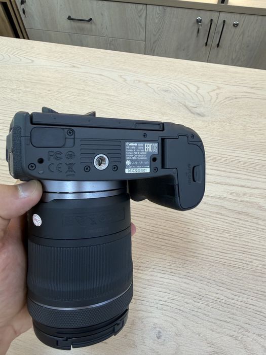 Canon R 24-105mm STM ,