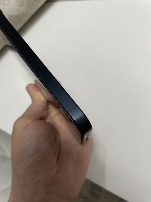 Продается iPhone 13 б/у