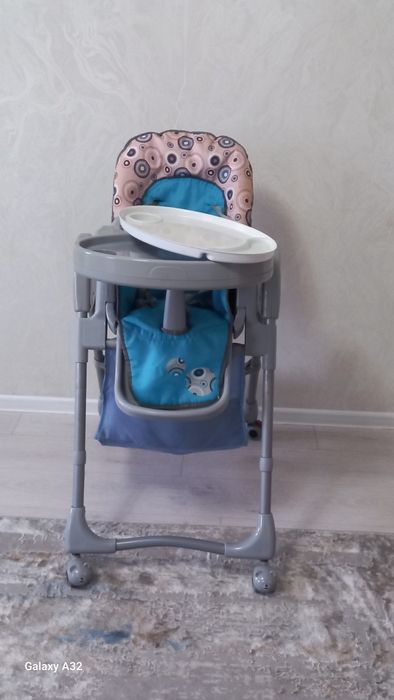 Детский стул для кормления