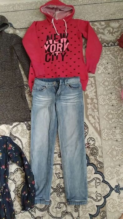 Вещи пакет.На девочку 10-11лет