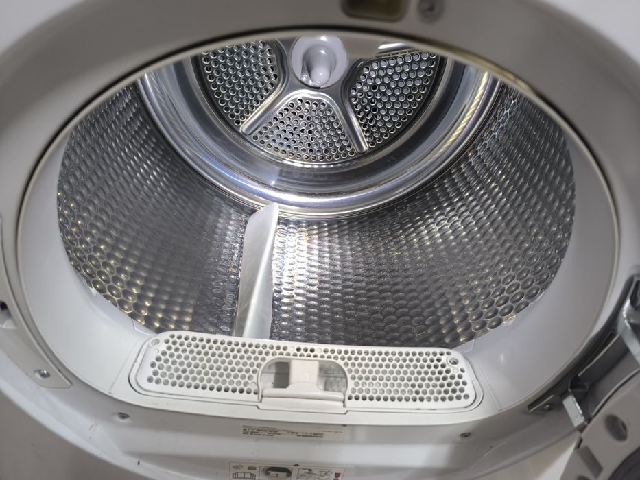 Сушилня Bosch HomeProfessional WTIH7781 - 8кг. термопомпа клас  А+++