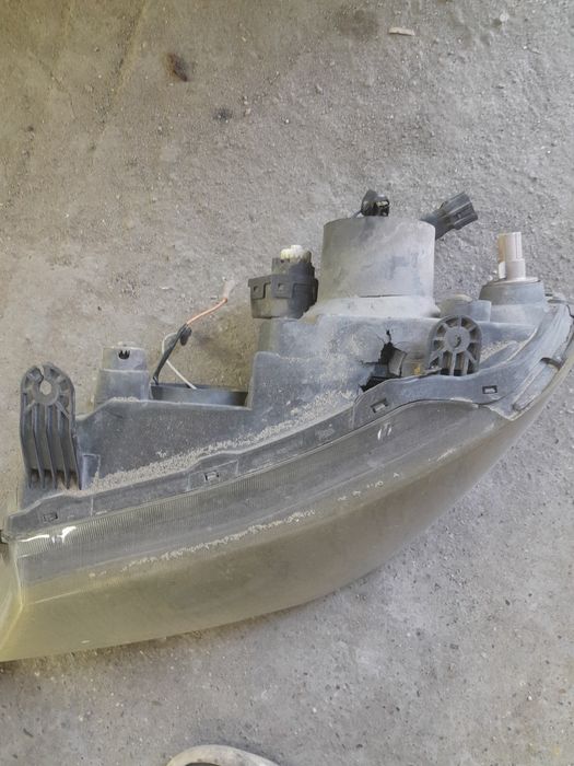 Продам нэксия фары