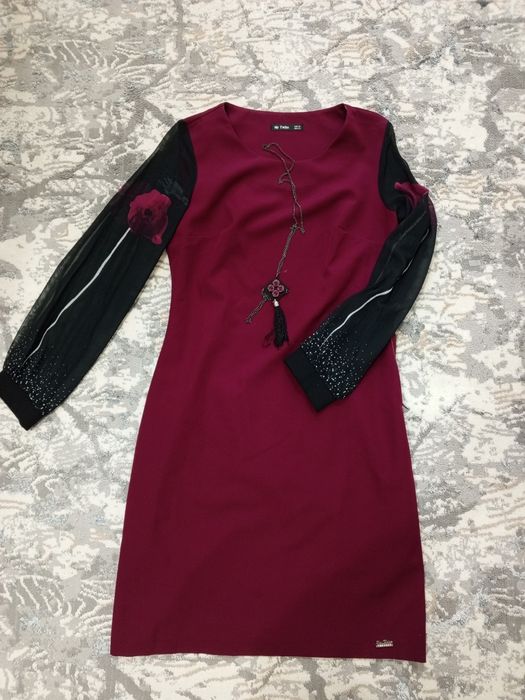 Платья нарядные женские