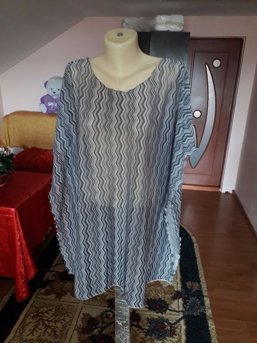 Tunica pentru plajă