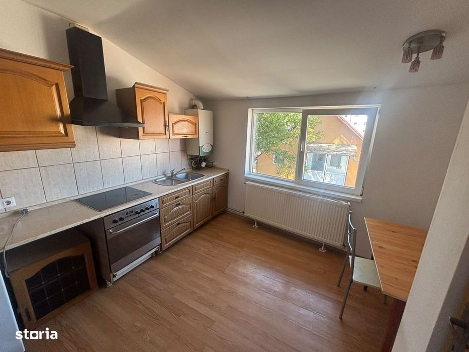 apartament 2 camere Sub Arini