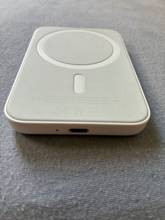 Apple MagSafe Battery Pack