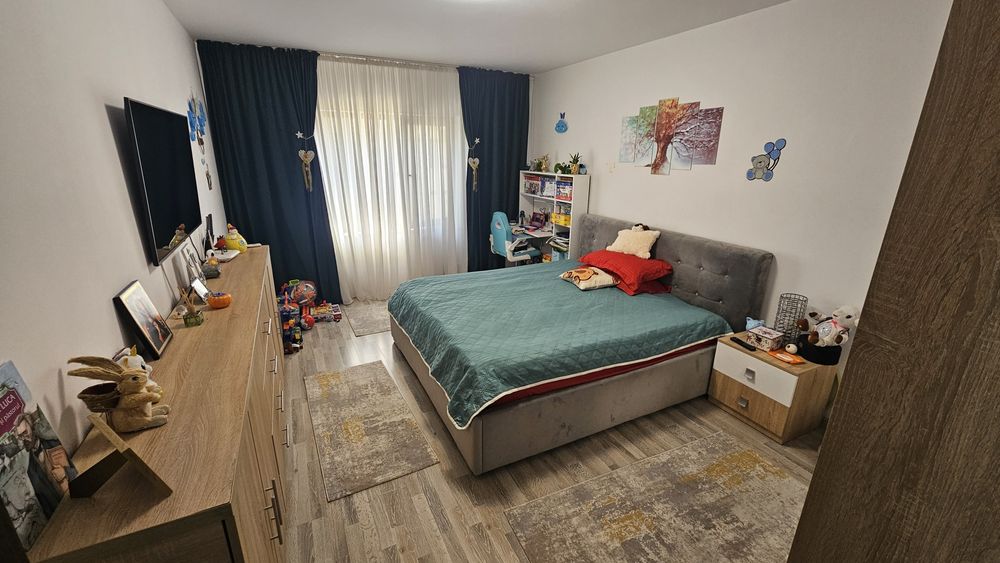 Vând Garsonieră Decomandată 45mp Bloc nou Etaj 1, Loc Parcare, Bariera pe principala 110 000 €