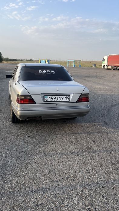 Мерседес 124