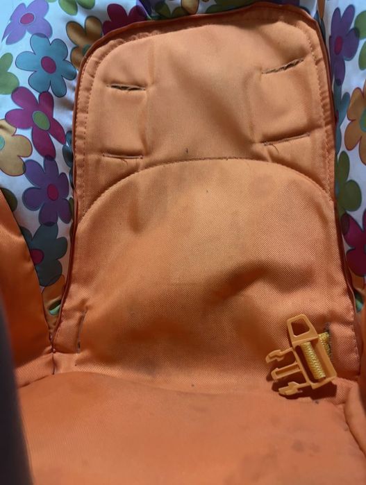 Детский стульчик со столиком