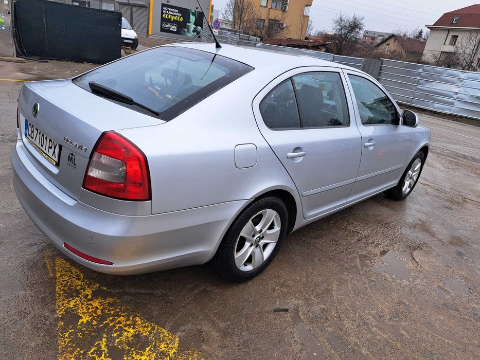 Шкода октавия 1.6TDI 105hp 2010.г