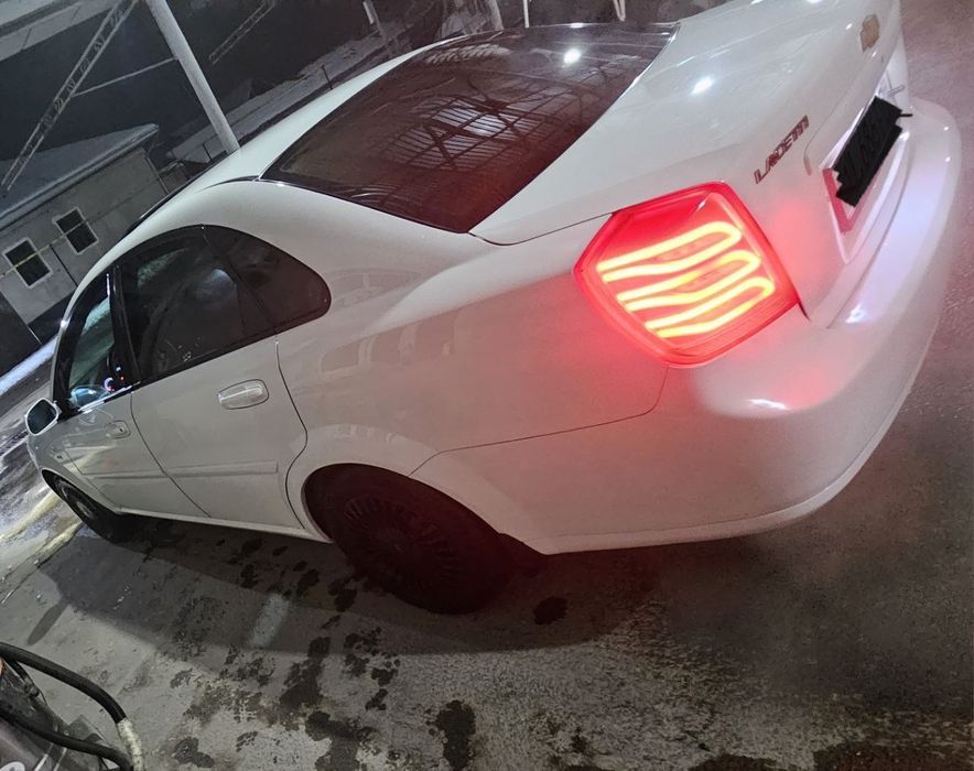 Авто машина лассети