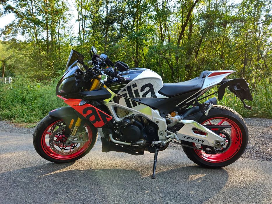 Aprilia Tuono V4 Aprilia Tuono V4 1100 Factory 2019, Stare perfecta, Primul proprietar