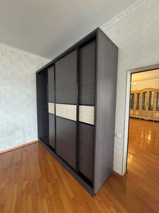 Шкаф купе в отличном состоянии