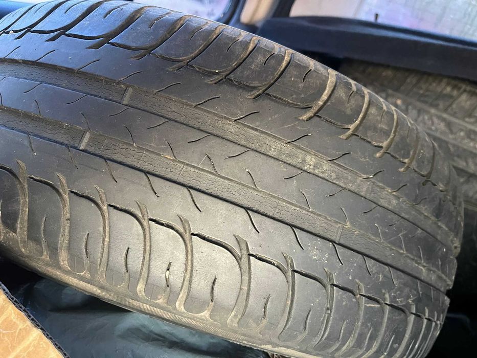 Doua anvelope BFGoodRich 205/55 R16 91V - pt VW Golf, Skoda etc