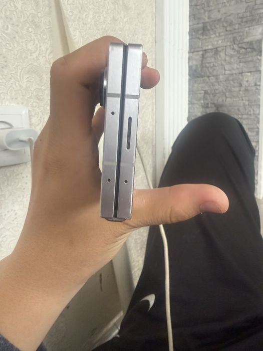 Смартфон Galaxy Z fold 6