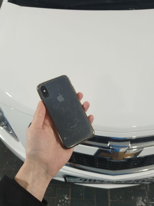 IPhone X 64GB продам