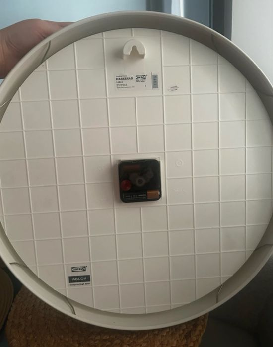 Ceas de perete Ikea Off White Temporary editie limitata Virgil Abloh