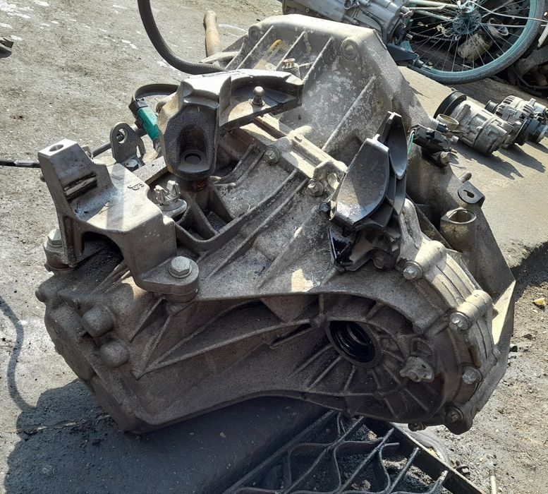 Cutie viteze 1.6 16v benzina K4M R858 Renault Megan 3/Scenic 3  81kw