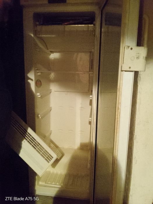 Хладилна витрина Bosch