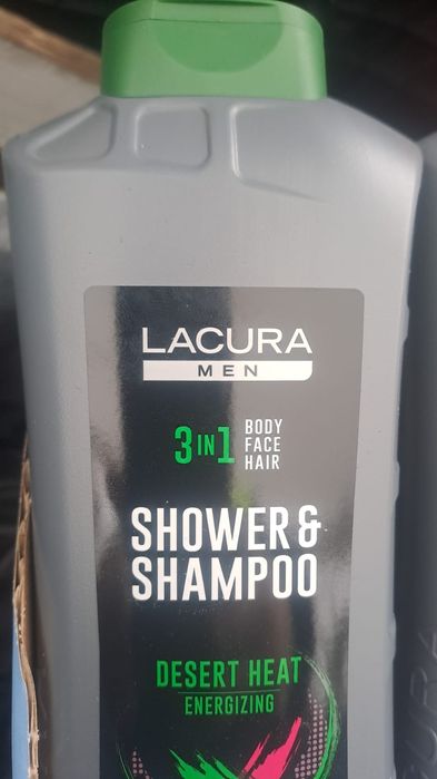 Vând gel de duș și sampon