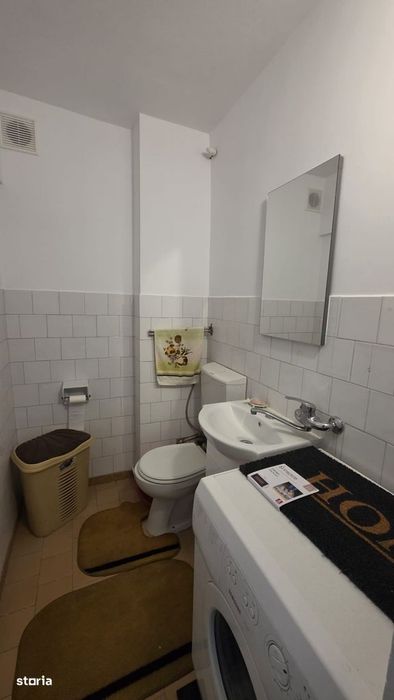 Apartament cu 3 camere, 63 mp., zona Centrala, Turda