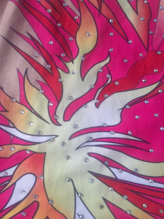 Продам купальник для гимнастики