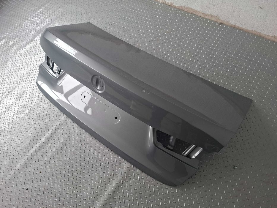 Като Нов Оригинален Заден Капак Багажник BMW G20 Сив, БМВ Г20