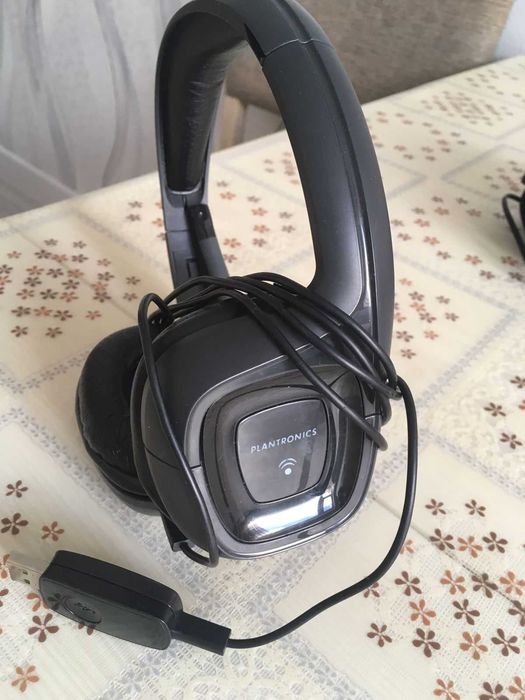 Наушник Plantronics