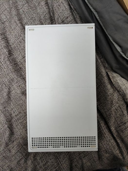 Xbox series s, в хорошем состоянии