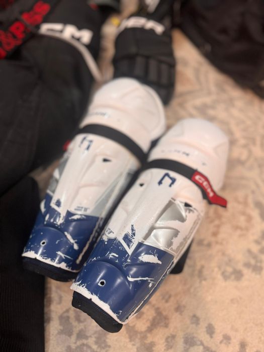 Хоккейная форма детская, коньки