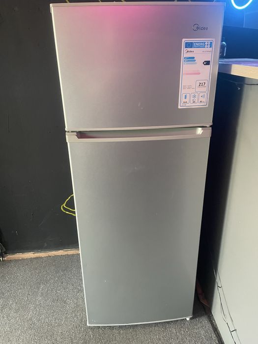 Продам холодильник