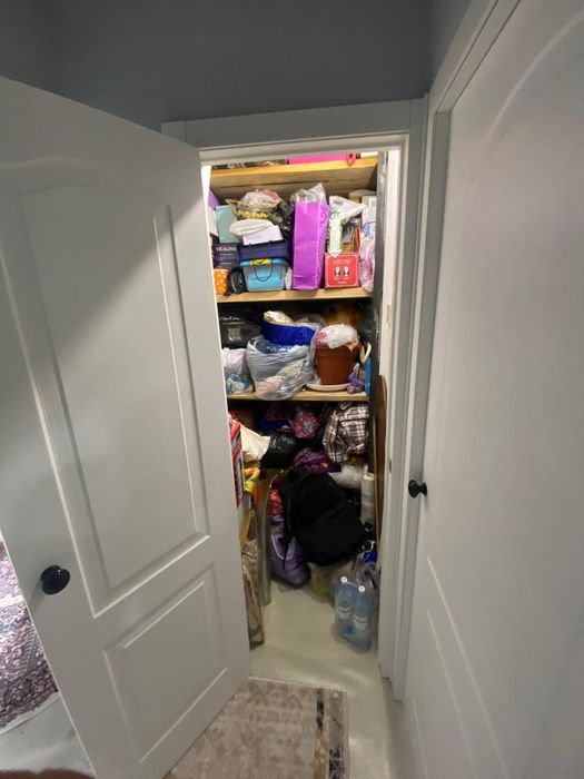 Продам 4 комнатную квартиру