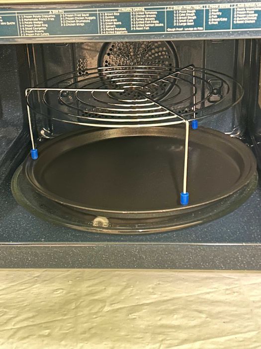 Mикровълнова фурна Samsung 28 l (С горещ въздух и Грил) – 900W