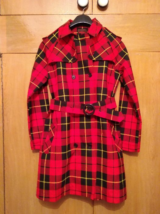 Продам плащик.