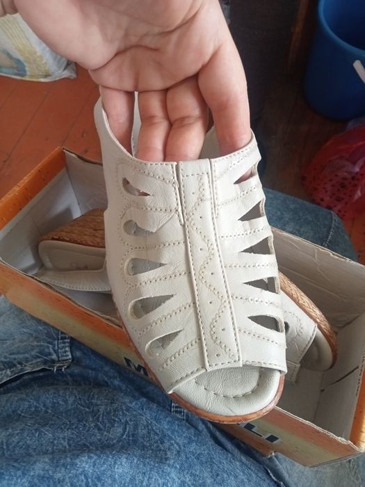 Продам Басаножки новые